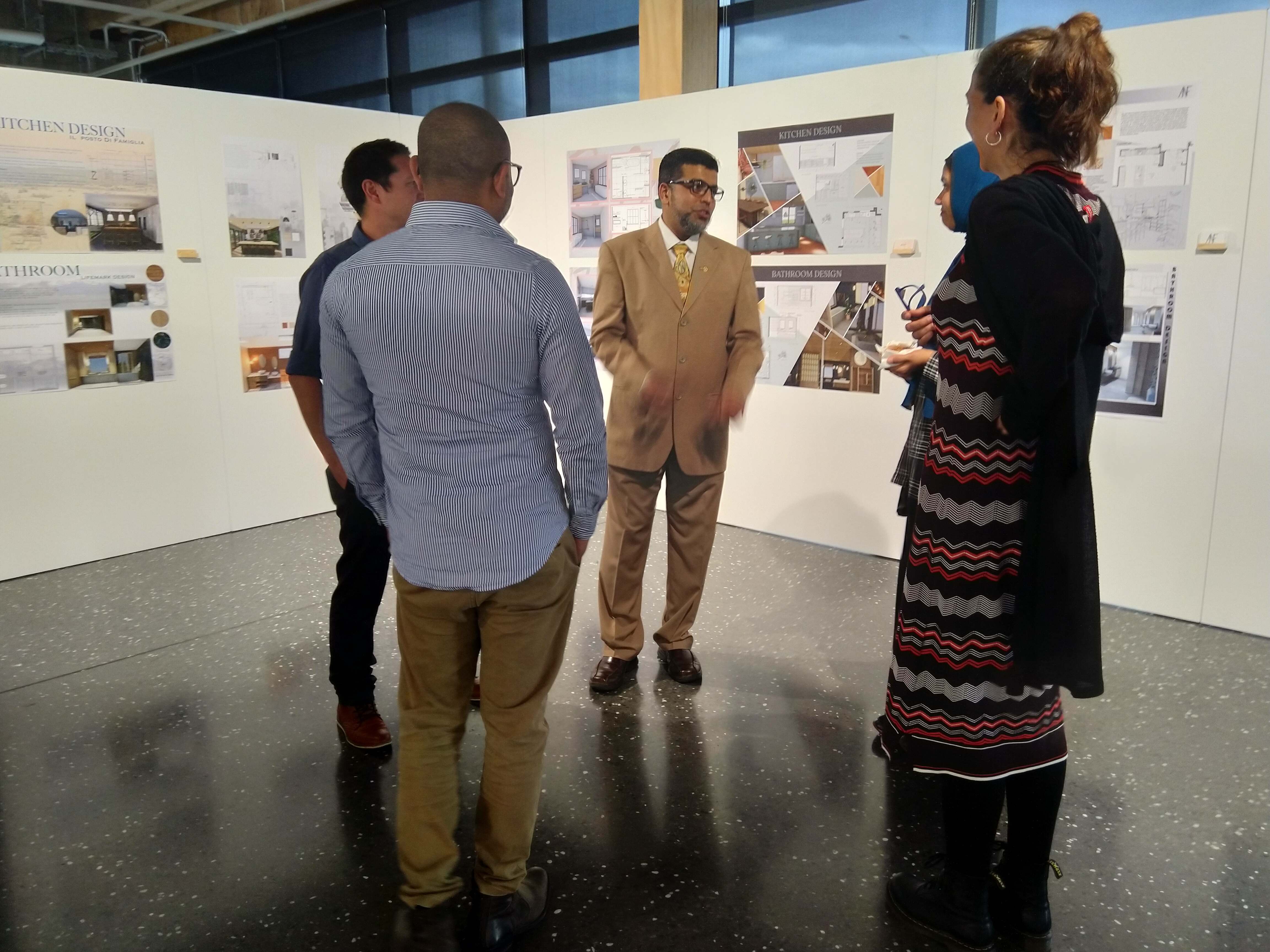 IndustryTutorsAndStudentsMingleAtVisualise2020.jpg