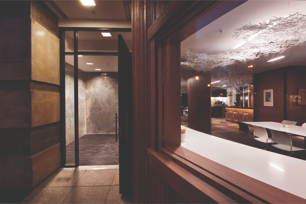 Visions On Campus Restaurant