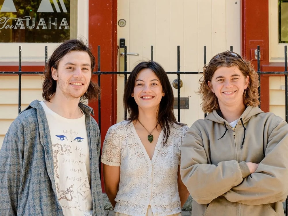 O_Spargo_Green_Room_Group_Portrait05.jpg