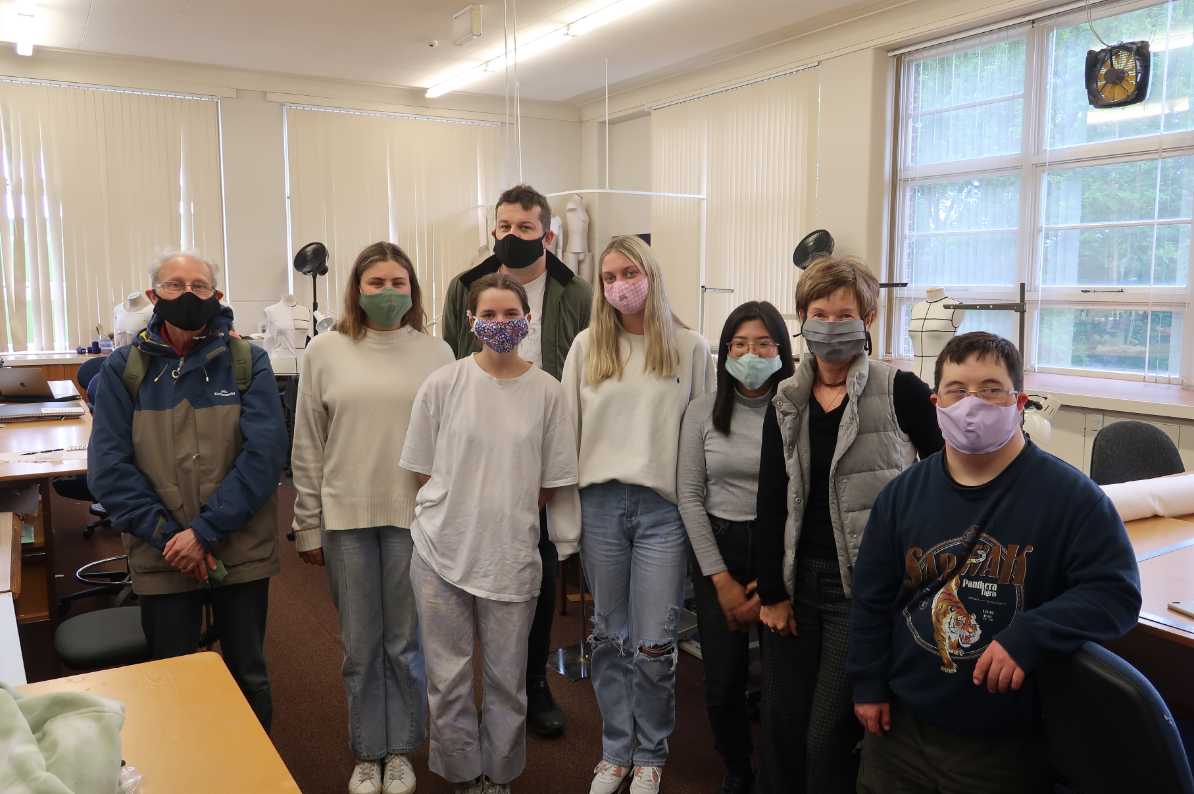 Mask keeps fashion students busy