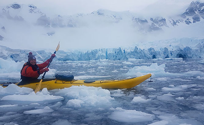 Inspiring others to go exploring – Ara staff member kayaks in Antarctica1.jpg