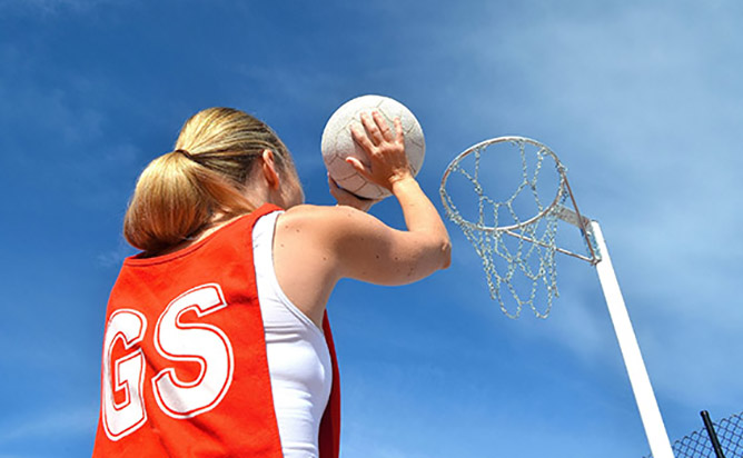 New Ara scholarships for Netball Mainland.jpg