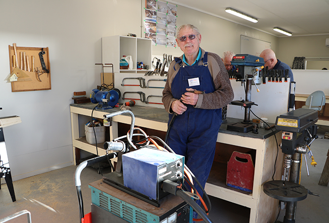 Timaru Menzshed thrilled with equipment donated by Ara.jpeg